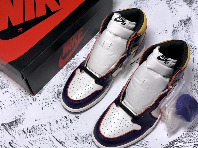 MaikeSneakers Jordan Chicago Nike LA Air High SB to 1 CD6578-507 x 0729